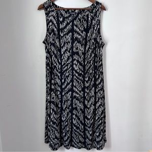 Roz and Ali Dress Sleeveless Stretch Patterned Womens Size 16